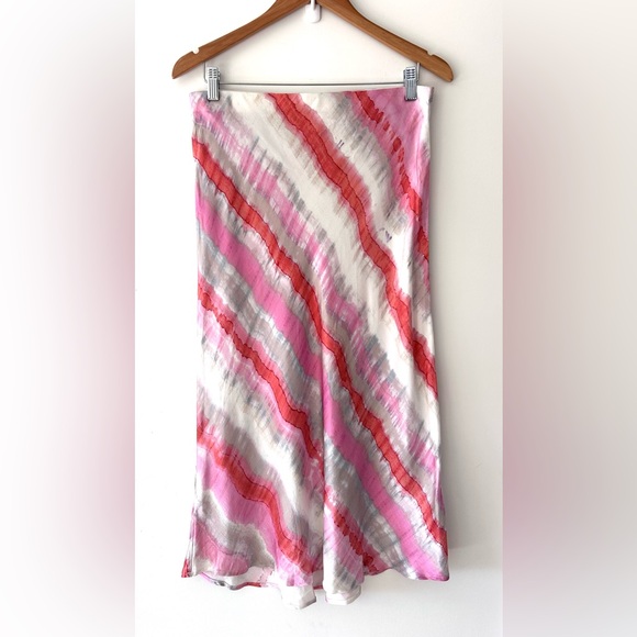 RAILS Anya Watercolor Print Midi Skirt | Large - Picture 5 of 11